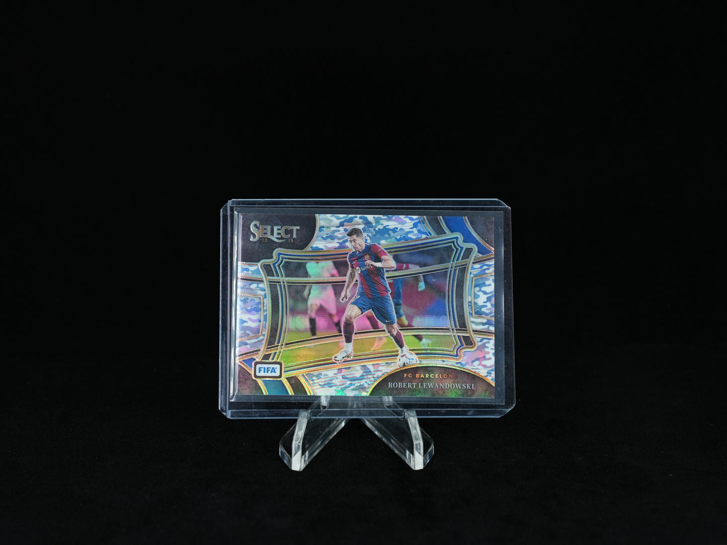 2023-2024 PANINI- SELECT FIFA - FC Barcelona - Robert Lewandowski - Winter Camo Prizm 76/99