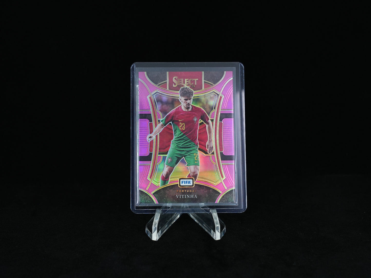 2023-2024 PANINI- SELECT FIFA - Portugal - Vitinha - Pink Prizm 33/75